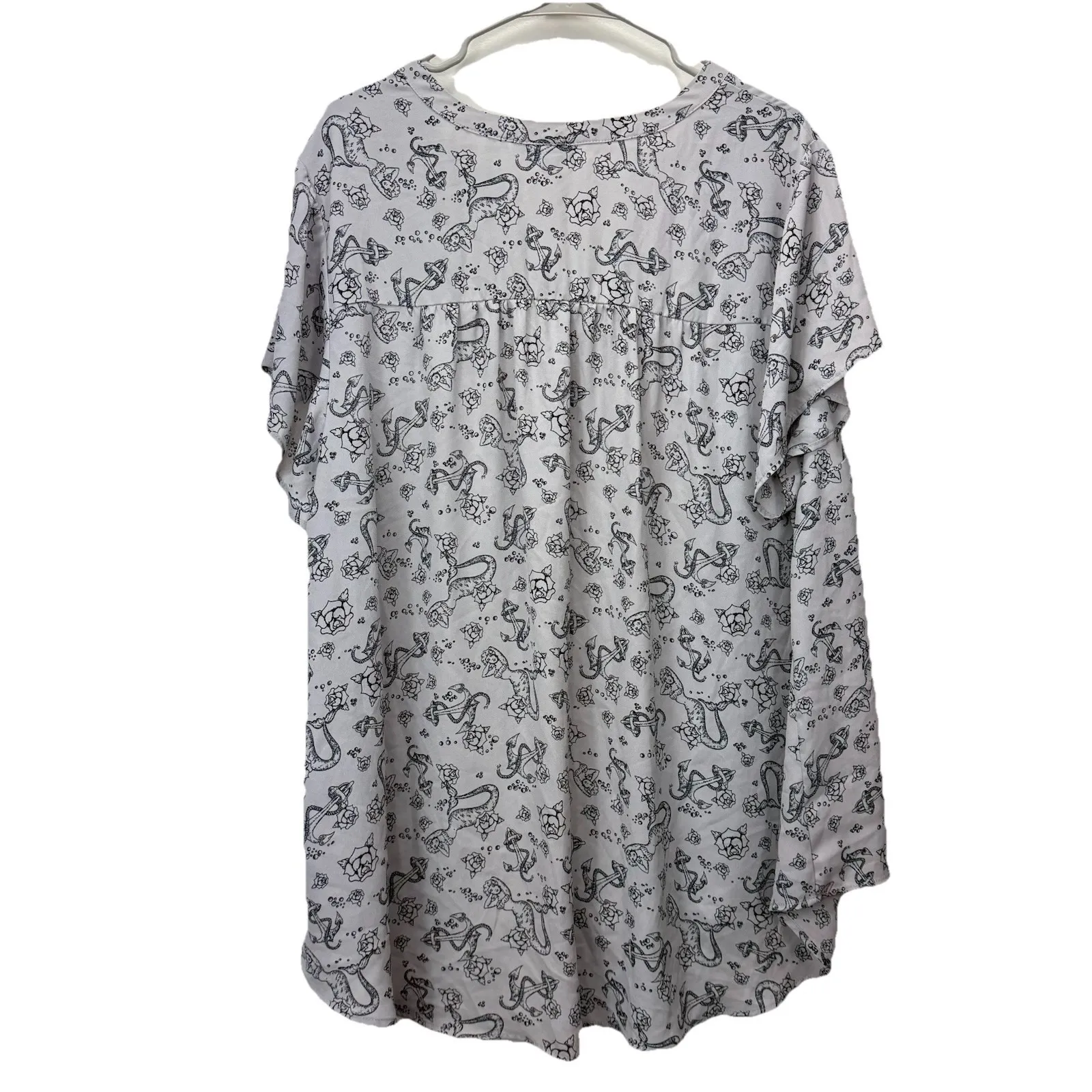 Torrid Harper Gray Mermaid Georgette Hi Low Short Sleeve Tunic Shirt Size 3X - Image 8