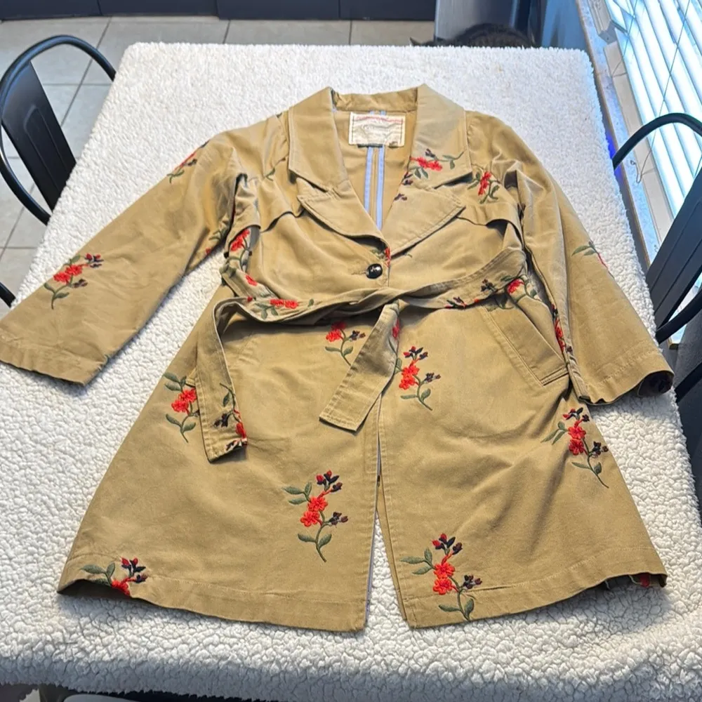 Cartonnier Anthropologie Embroidered Floral Trench Coat by size M Tan Size M - Image 4