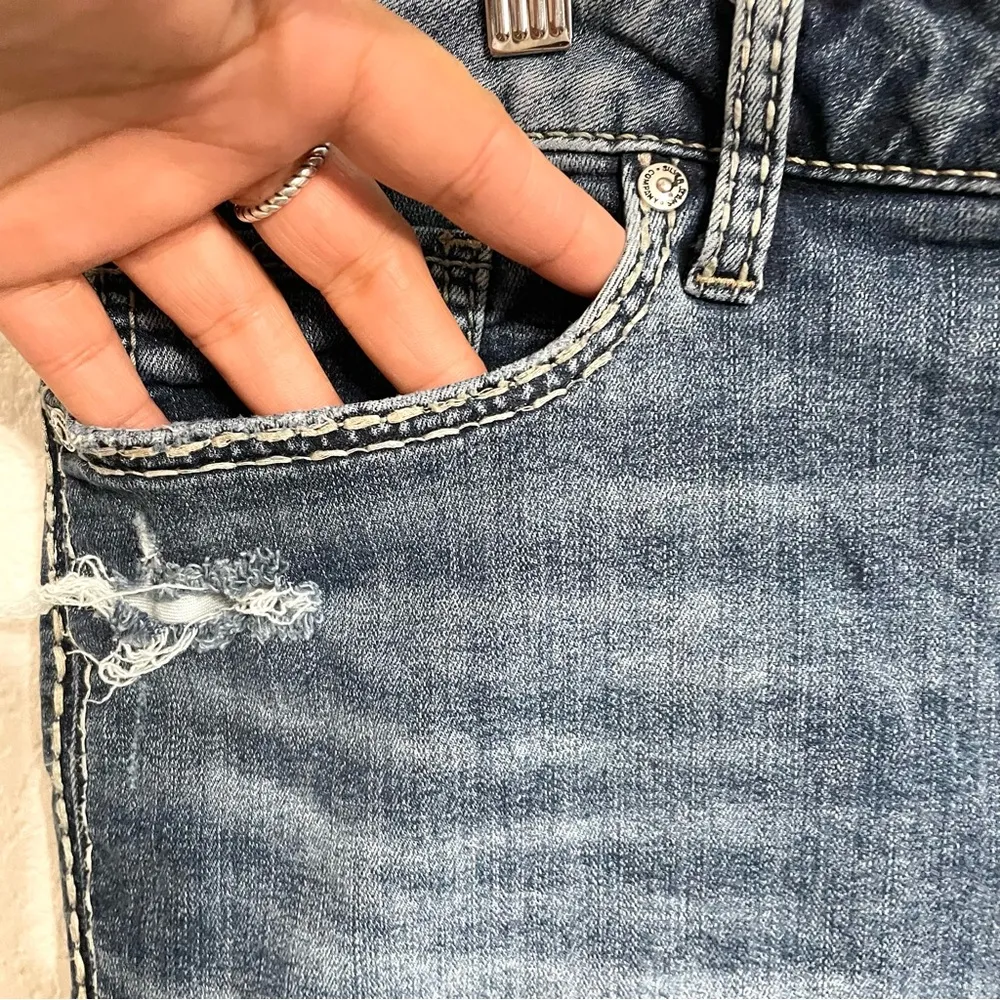 Silver Jeans Women’s Shorts Denim Jean Elyse Distressed Thick Stitch Size 20 - Image 7