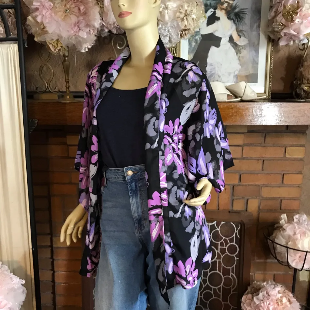 BLAIR PURPLE, BLACK & GRAY FLORAL PRINT KIMONO CARDIGAN (M) - Image 2