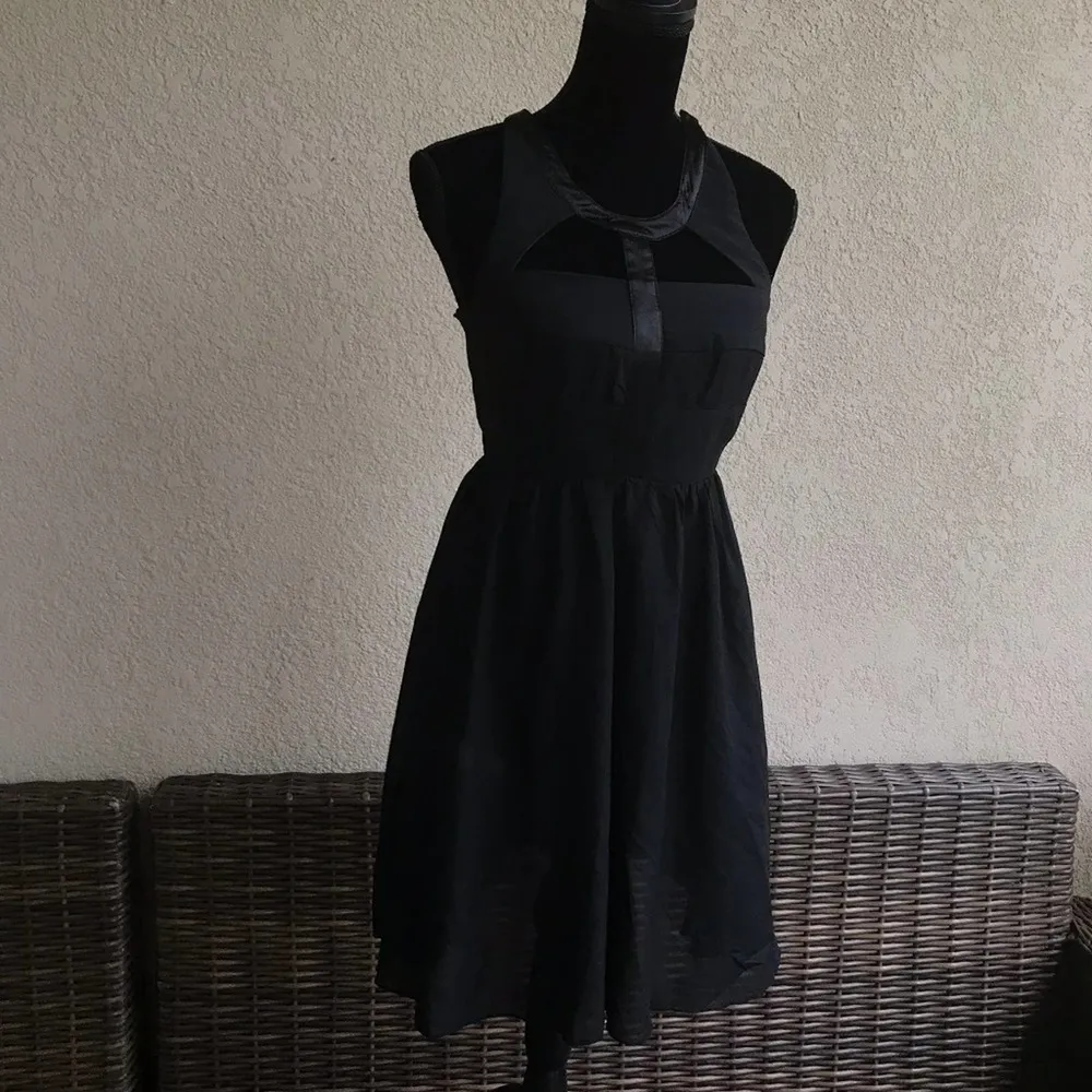 Lulu's YA Los Angeles Womens Dress Sz Small Caged Neckline Little Black Silk NEW - Image 79