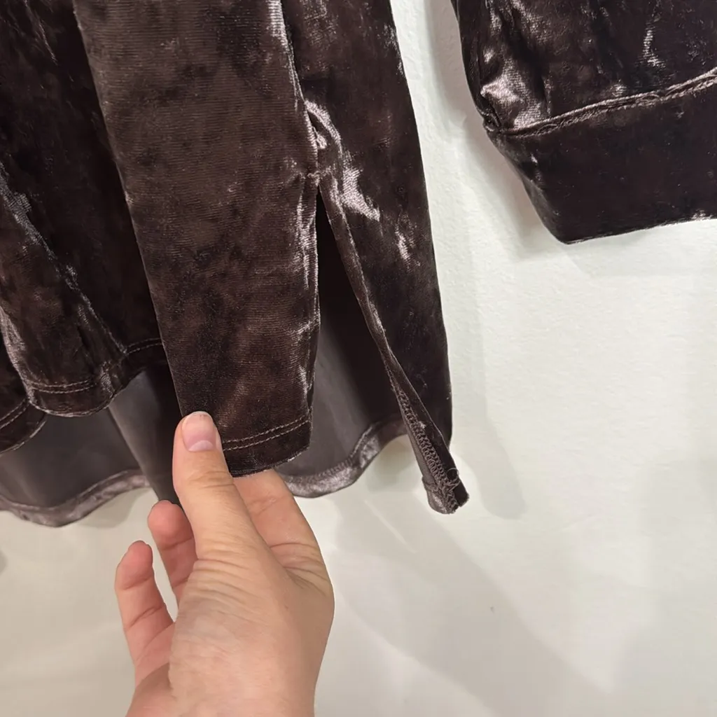 89th & Madison Women’s Collared Button Down Crushed Velvet Shirt in Iron size M Brown Size M - Image 7