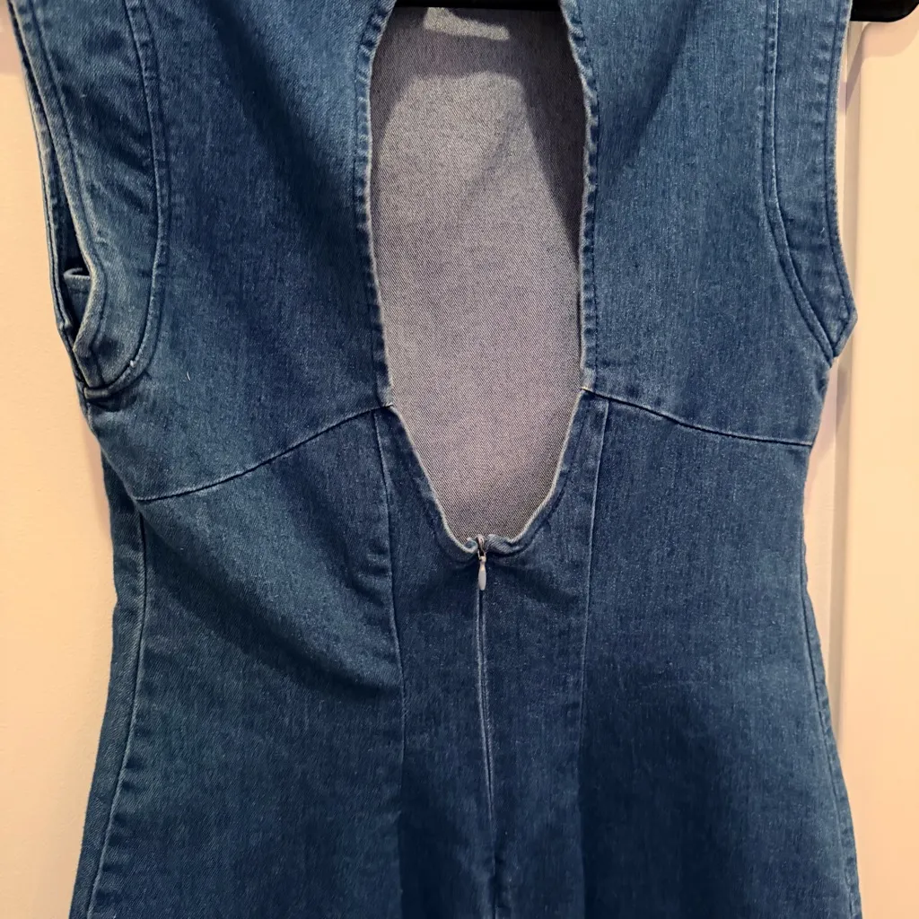 Genuine People Mock Neck Open Back Medium Wash Denim Mini Dress Women's Size S Blue - Image 5