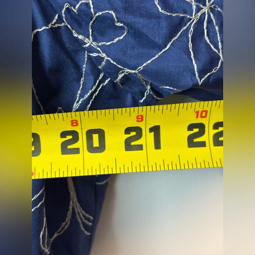 NWT Carol Little Blue Silk Embroidered Soft blazer Top 3/4 sleeve size L Career Size L - Image 8