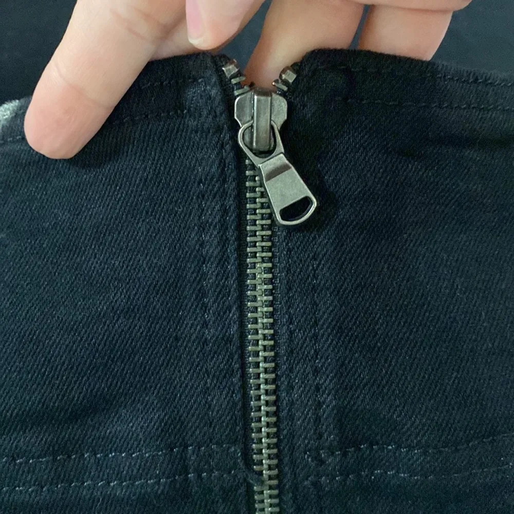 Free People Virgo High Waisted Front Zipper Denim Mini Skirt in black size 26 - Image 4