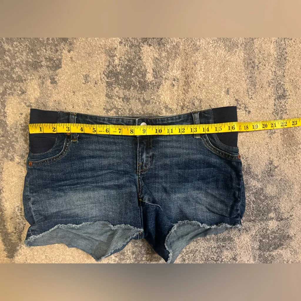 GAP Maternity Dark Blue Jean Shorts - Image 5