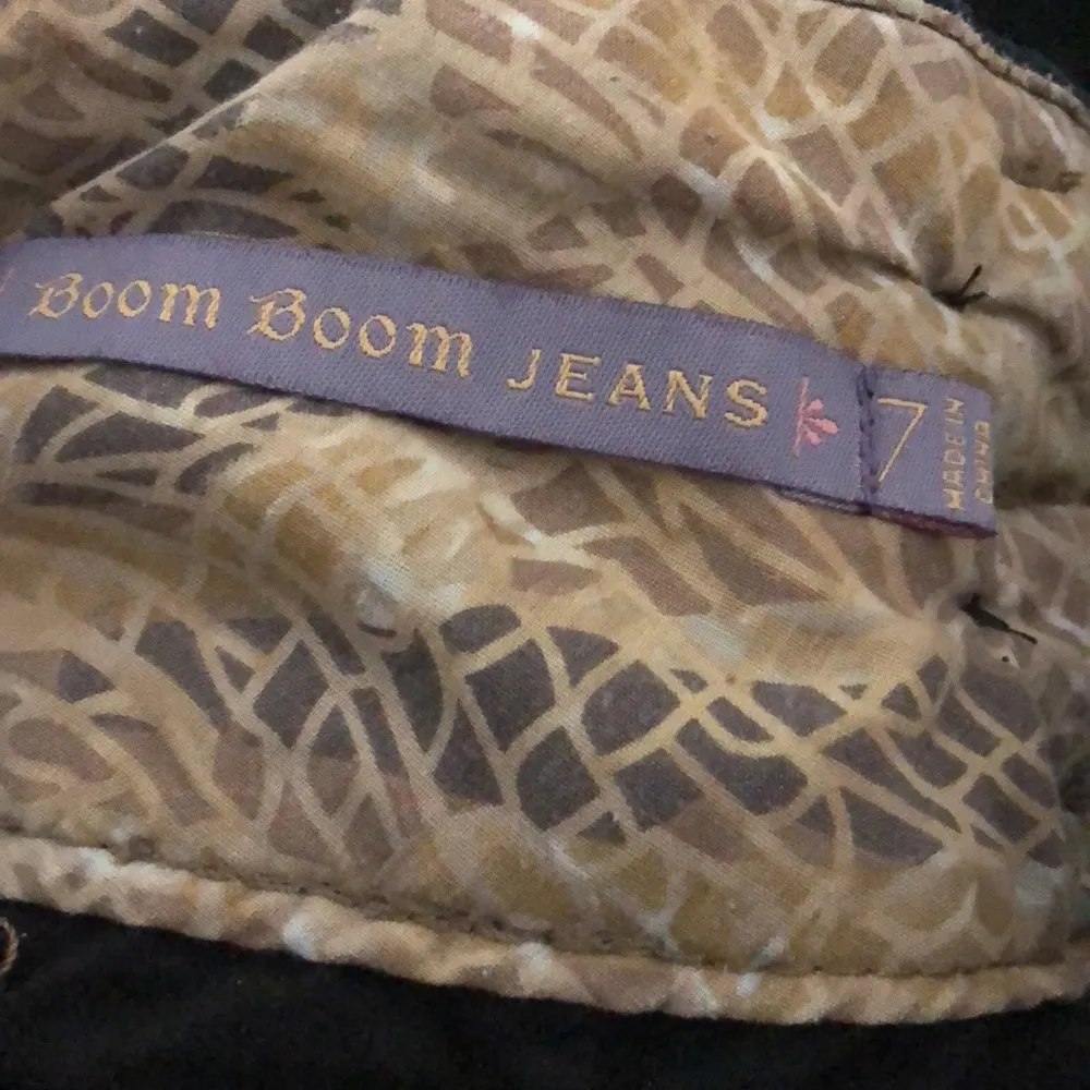 Boom Boom Denim Mid Rise Blue Jean Bermuda Shorts Dark Wash Juniors Size 7 - Image 8