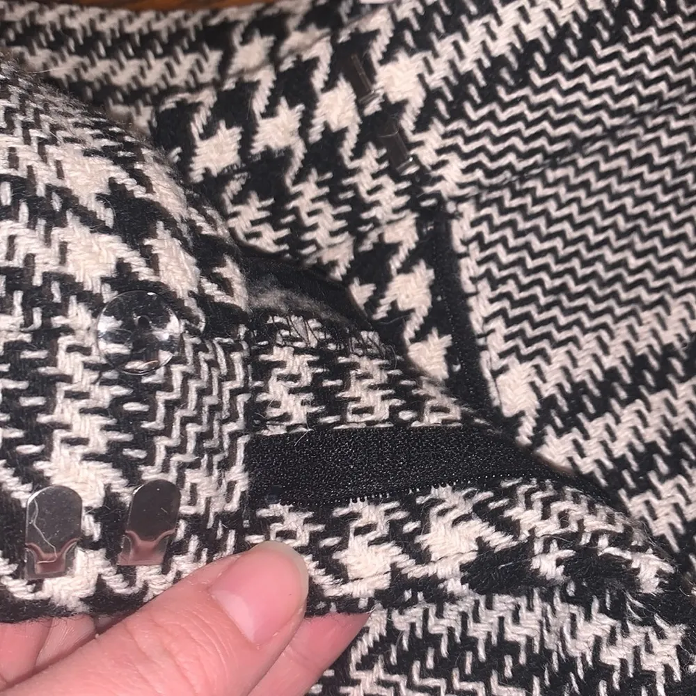NWT Tweed Houndstooth Plaid High Waist Coquette Dress Shorts Black White H&M 2 - Image 14