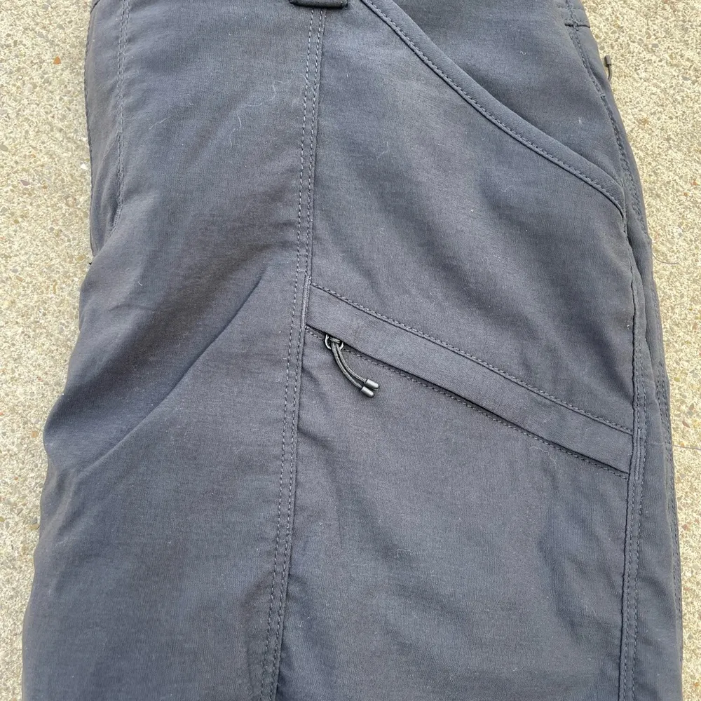 DULUTH TRADING CO Womens Size 8 black cargo utility skort camping outdoor hiking - Image 6