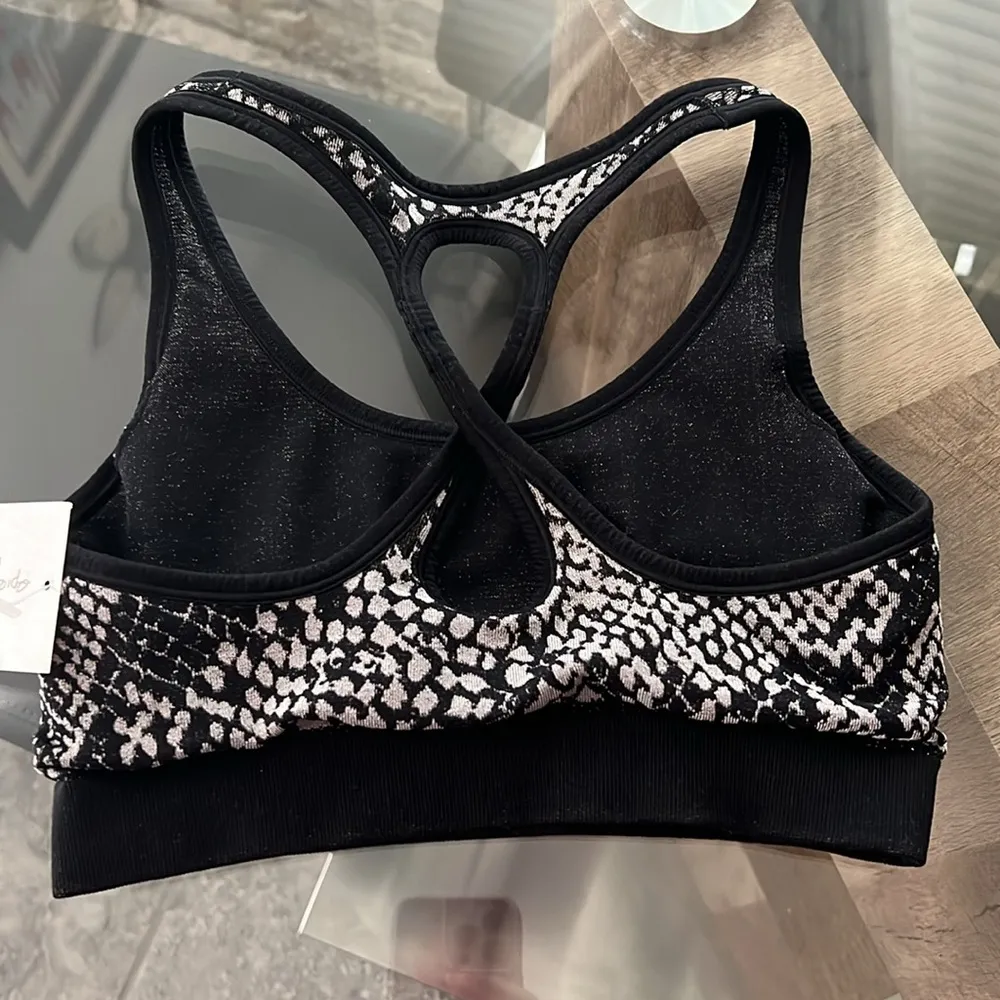 Spiritual Gangster Vesper Sports Bra, Size XS/S New w/Tag - Image 3