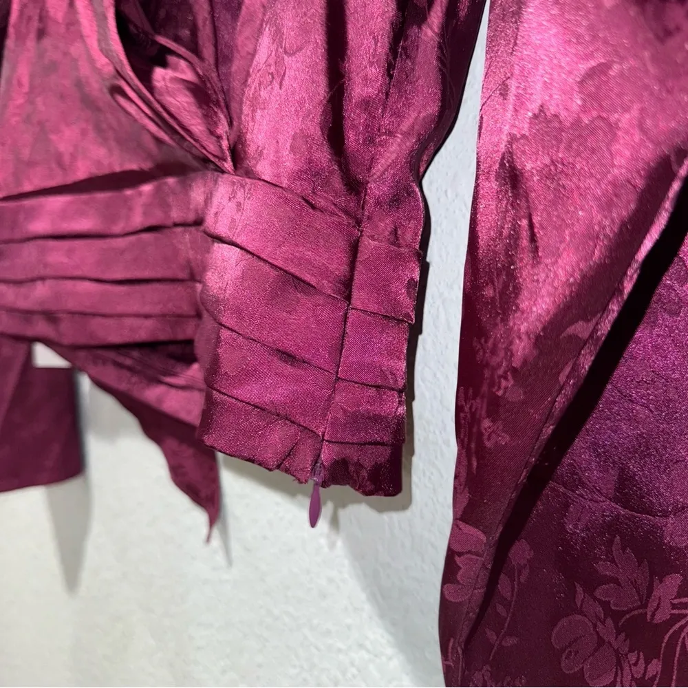 NWT Ronny Kobo Monet Floral Blouse M | Purple Satin
Draped Jacquard Top Size M - Image 7