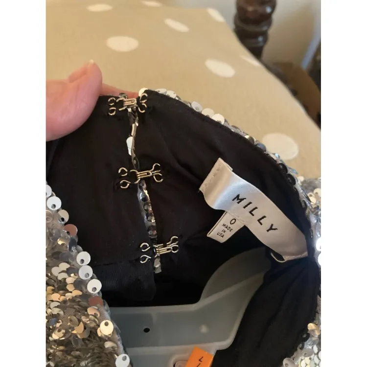 Milly Silver Sequin Top & Skirt matching set - Image 12