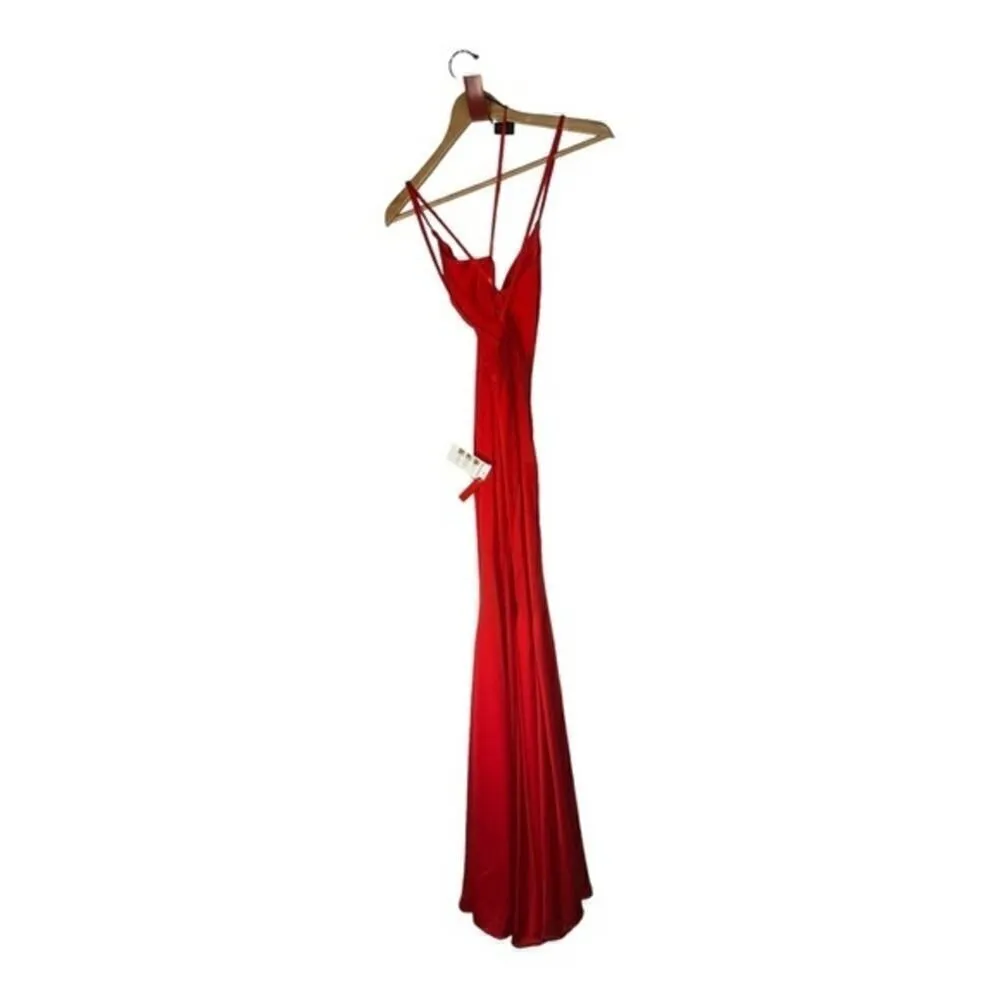 Ieena for Mac Duggal 30694 Cherry Red Plunging Trumpet Evening Gown Size 2 NWT - Image 4
