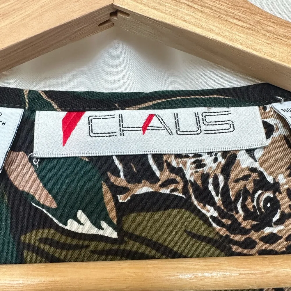 Chaus vintage leopard button down shirt size medium - Image 4