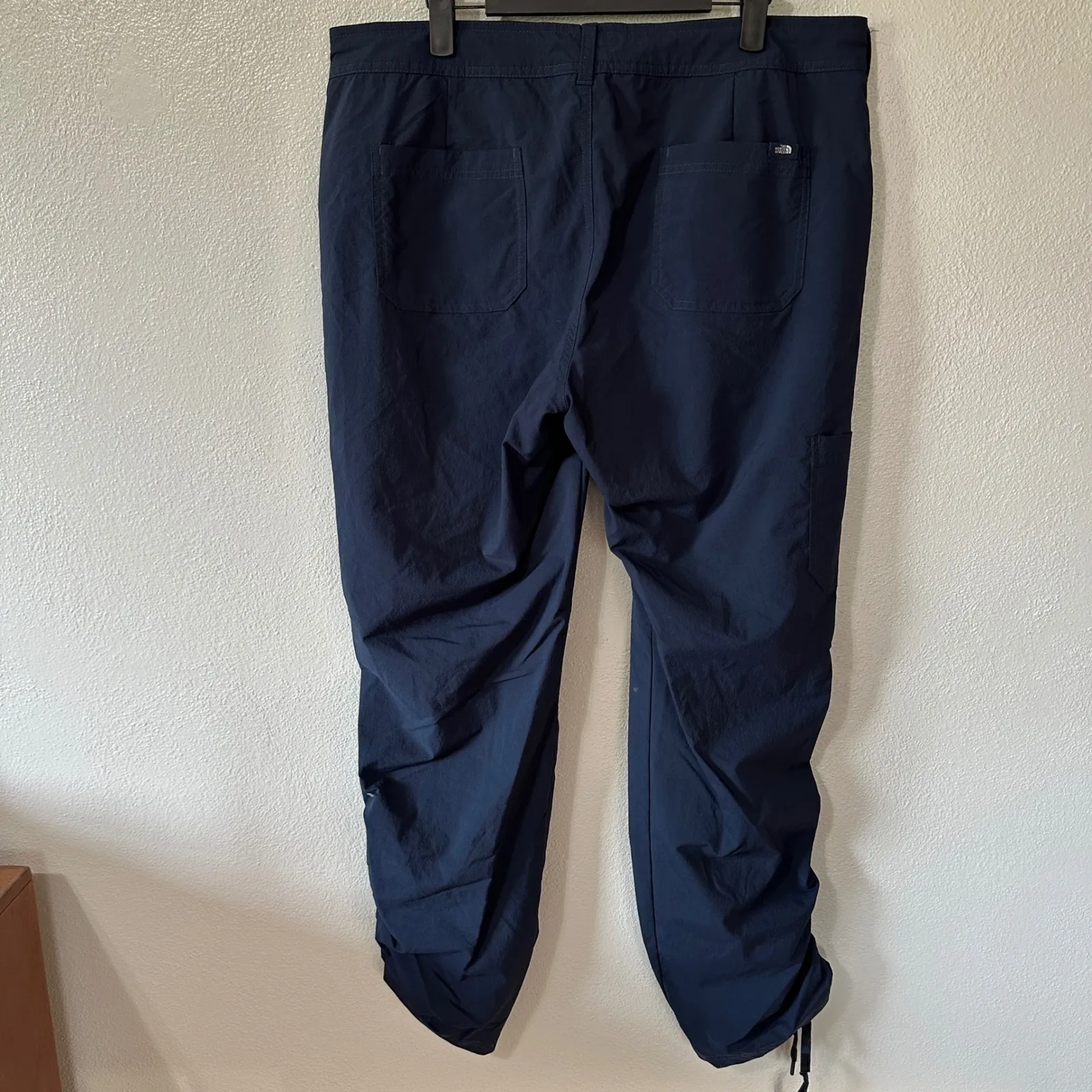 The North Face Mapleton Tech Hiking‎ Pants Convertible Ankle Blue Womens Size 14 - Image 4