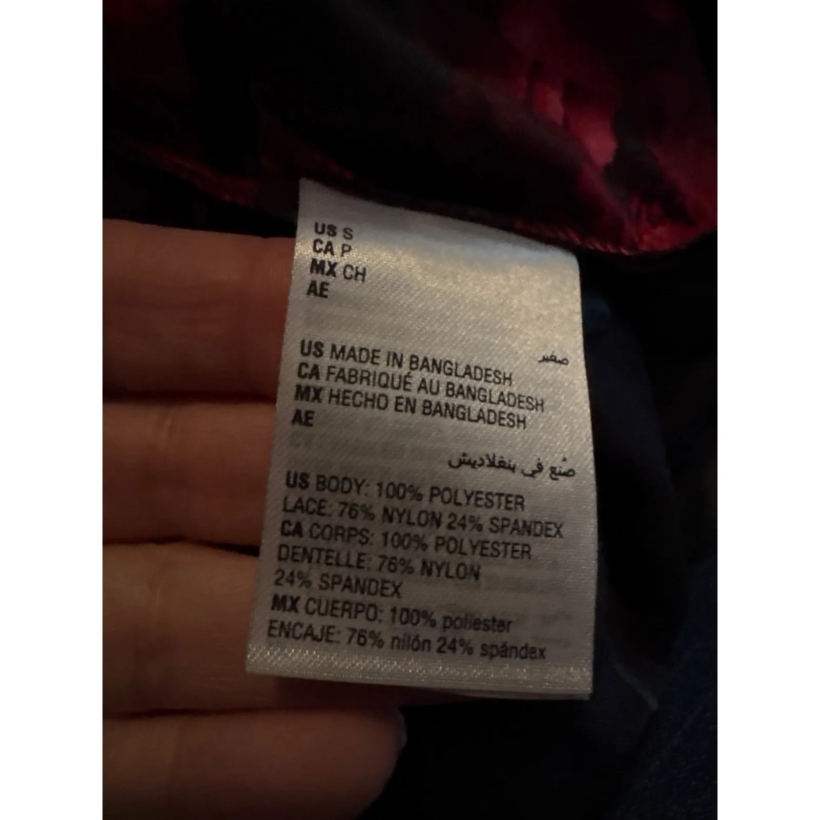 Brand New INC International Concepts Women's Size Small Black Red Floral Robe - Image 7