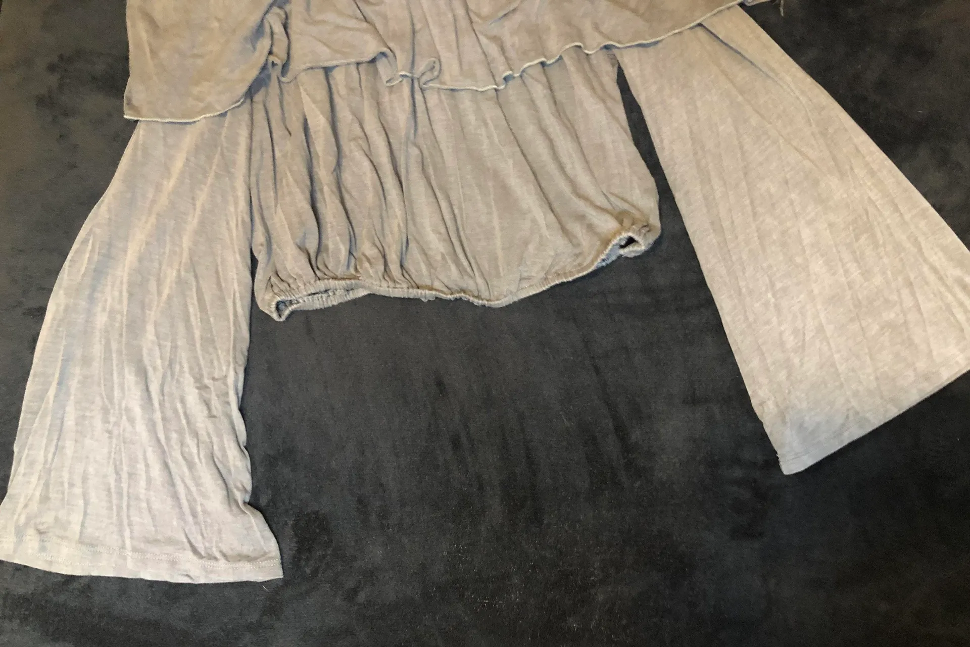 Cold Shoulder Crop Shirt Gray Size M - Image 4