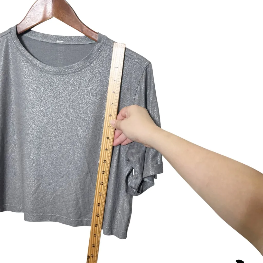 Lululemon x SoulCycle To The Beat Cropped Tee Silver Foil Grey Women’s Size 6 - Image 10