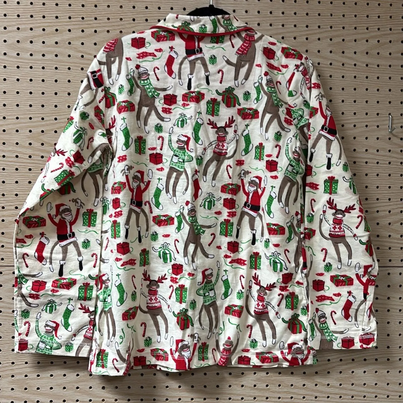 Munki Munki Cream Christmas Theme Long Sleeve Button Down Pajama Holiday Top Red - Image 6