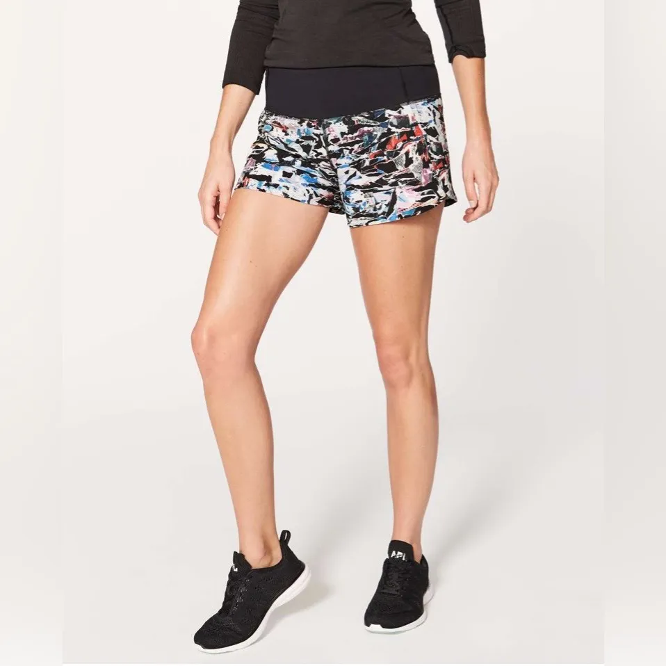 Lululemon Run Times Short II 4” Culture Clash Multi Black Size 6 Like New - Image 3