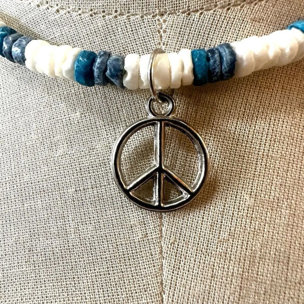 Blue and white shell peace pendant necklace - Image 2