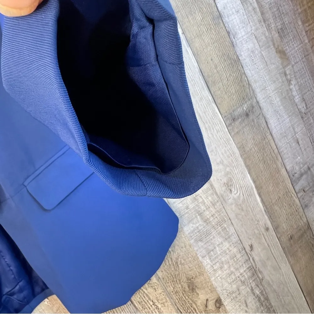 Small Unbranded Blue Lined Jacket with Flap over Pockets & Shoulder Pads… - Image 7