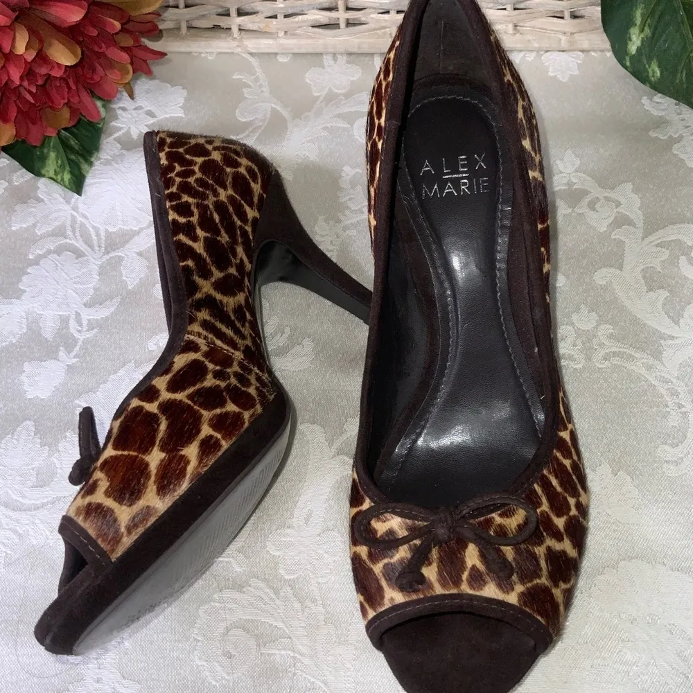 Alex Marie 3” Giraffe Velvet Peep Toe Career Cocktail Party Heels Size 6.5 - Image 8