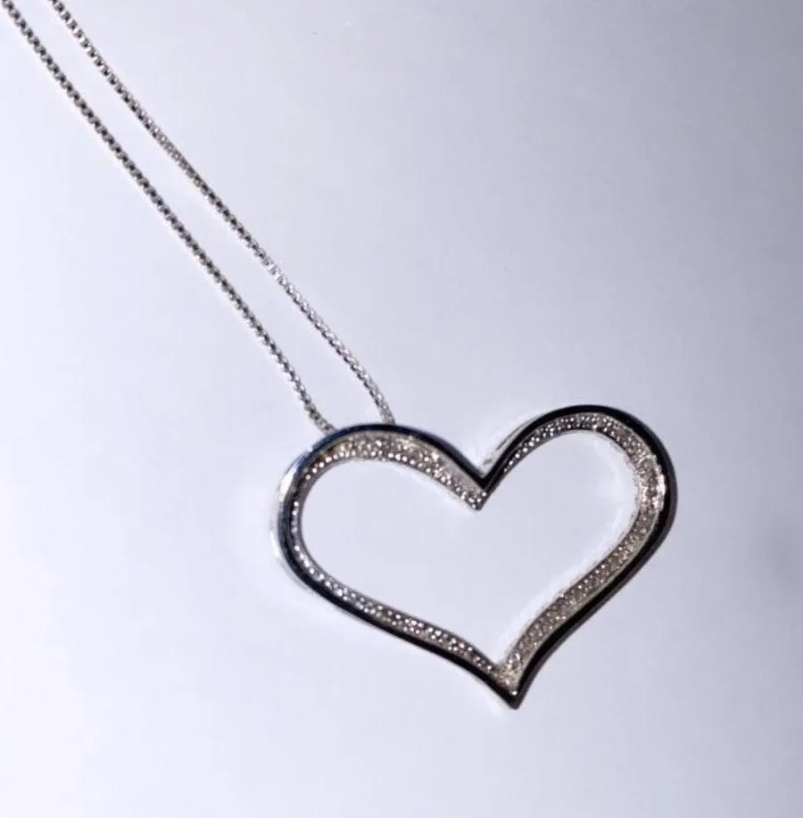 1.5” Heart Shaped Pendant With Necklace Silver - Image 2