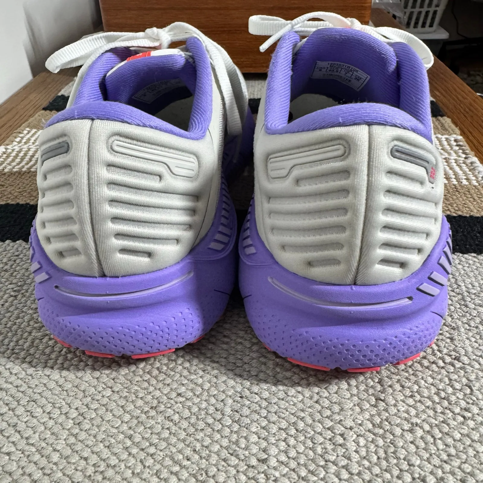 Brooks Sneaker Women 9B Med Adrenaline GTS 22 White Purple Running Walking Gym - Image 11