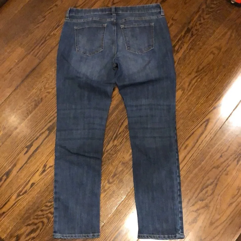 GAP Women’s Medium Wash REAL STRAIGHT Denim Low Rise Jeans Sz 10 - Image 4