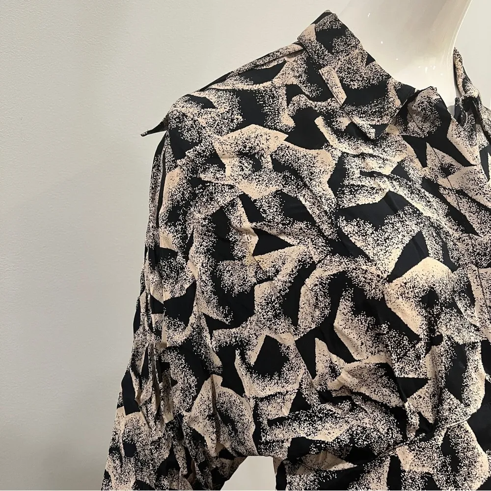 Vintage Patterned Midi Dress Black Size 6 - Image 6