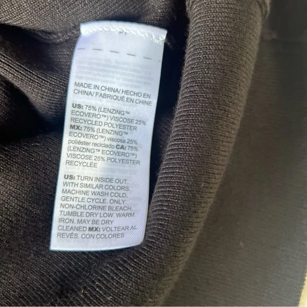 Chico's Dark Knit Sweater - Image 4