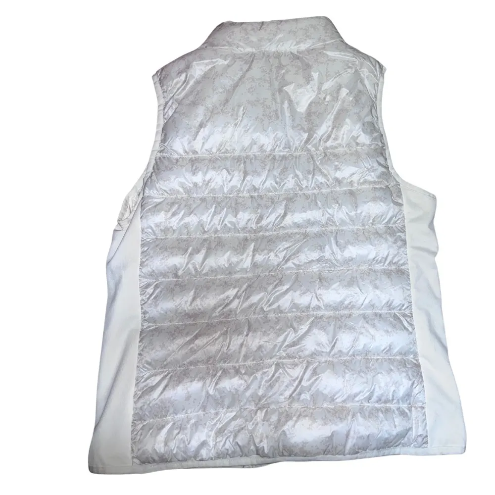 Fabletics Elliot Puffer Vest Sz Medium - Image 3