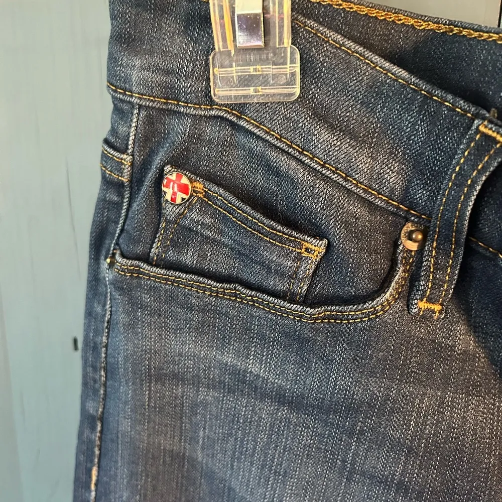 Hudson Barbara High-Rise Super Skinny Jeans | Size 31 - Image 2