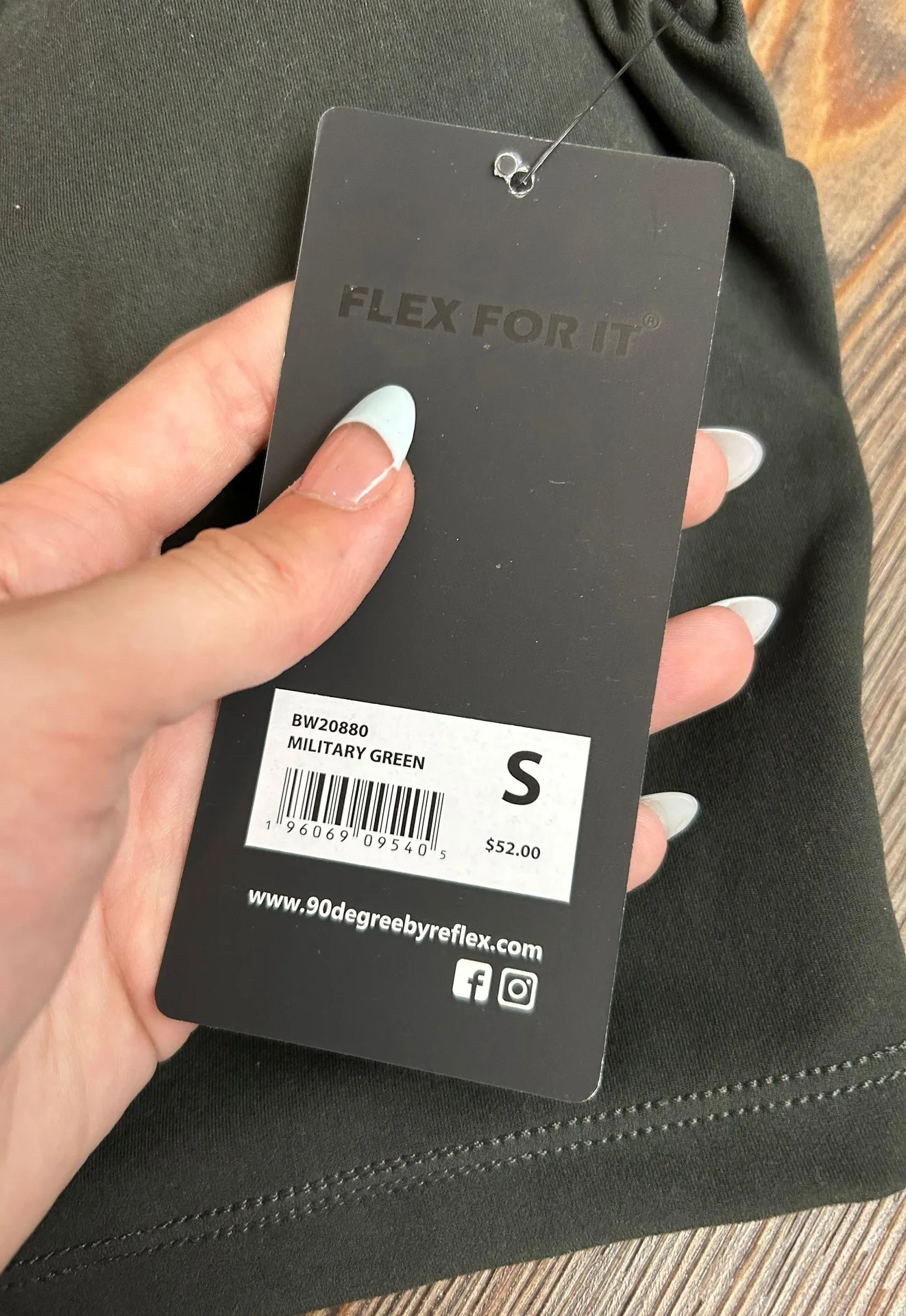 90 Degrees by Reflex tank - Image 4