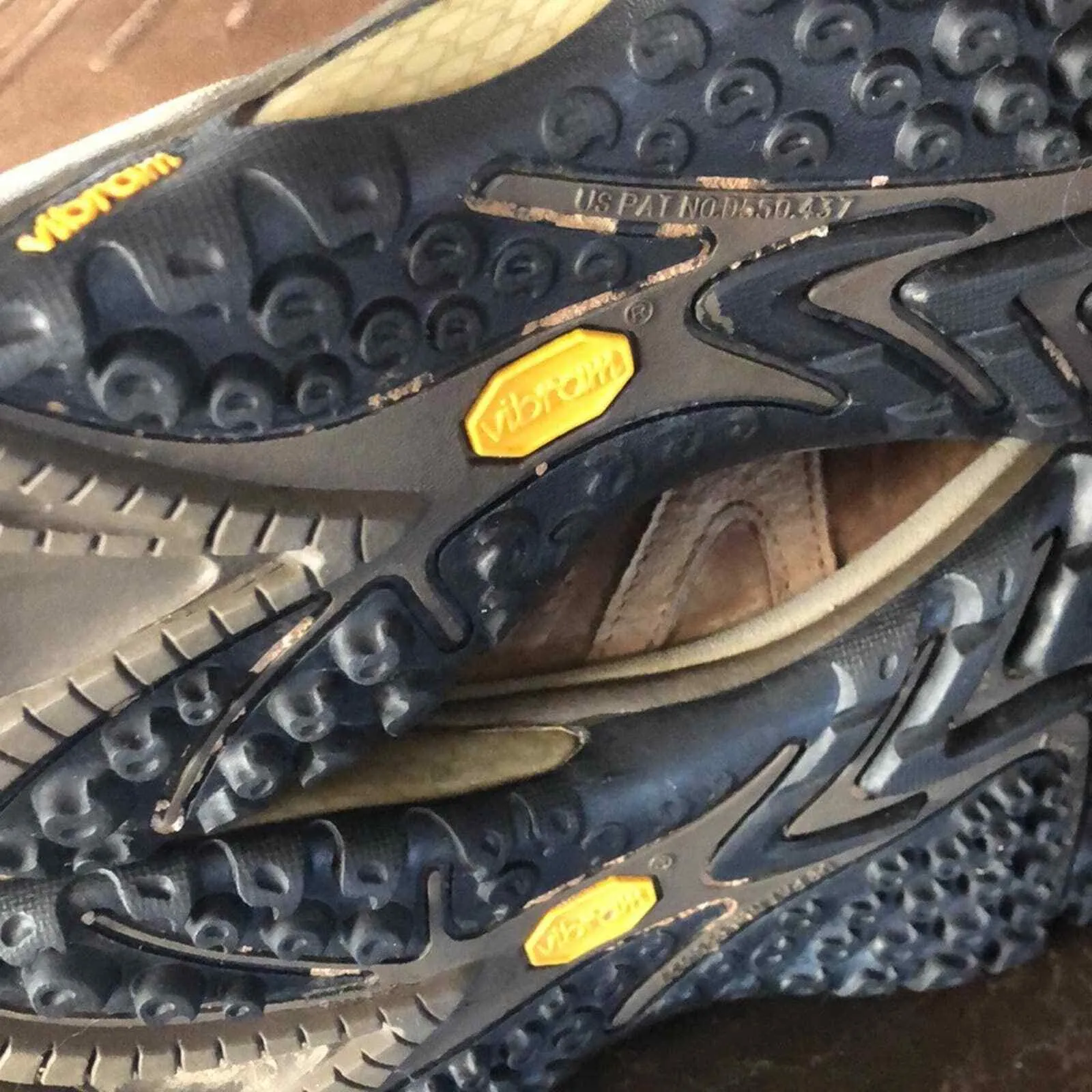 Merrell vibram sole hiking activity Adventure sneakers shoes Women’s Size 9 - Image 9