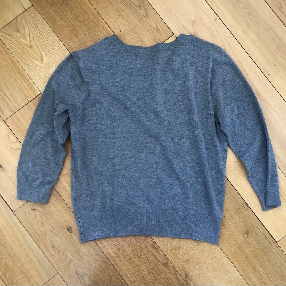 Cable & Gauge  Button-Up 3/4 Sleeve Cardigan Grey Medium - Image 4