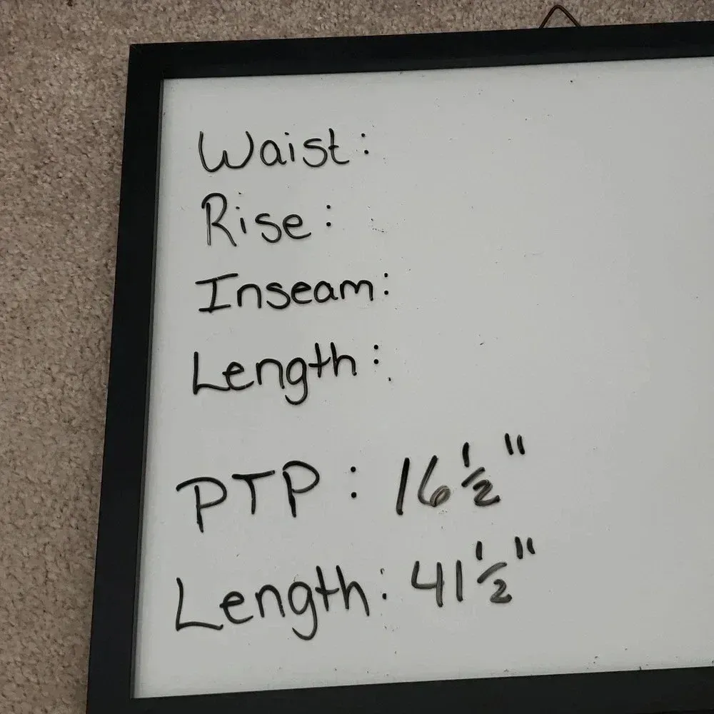 Karen‎ Millen Printed Snow Leopard Pencil Dress - Image 6