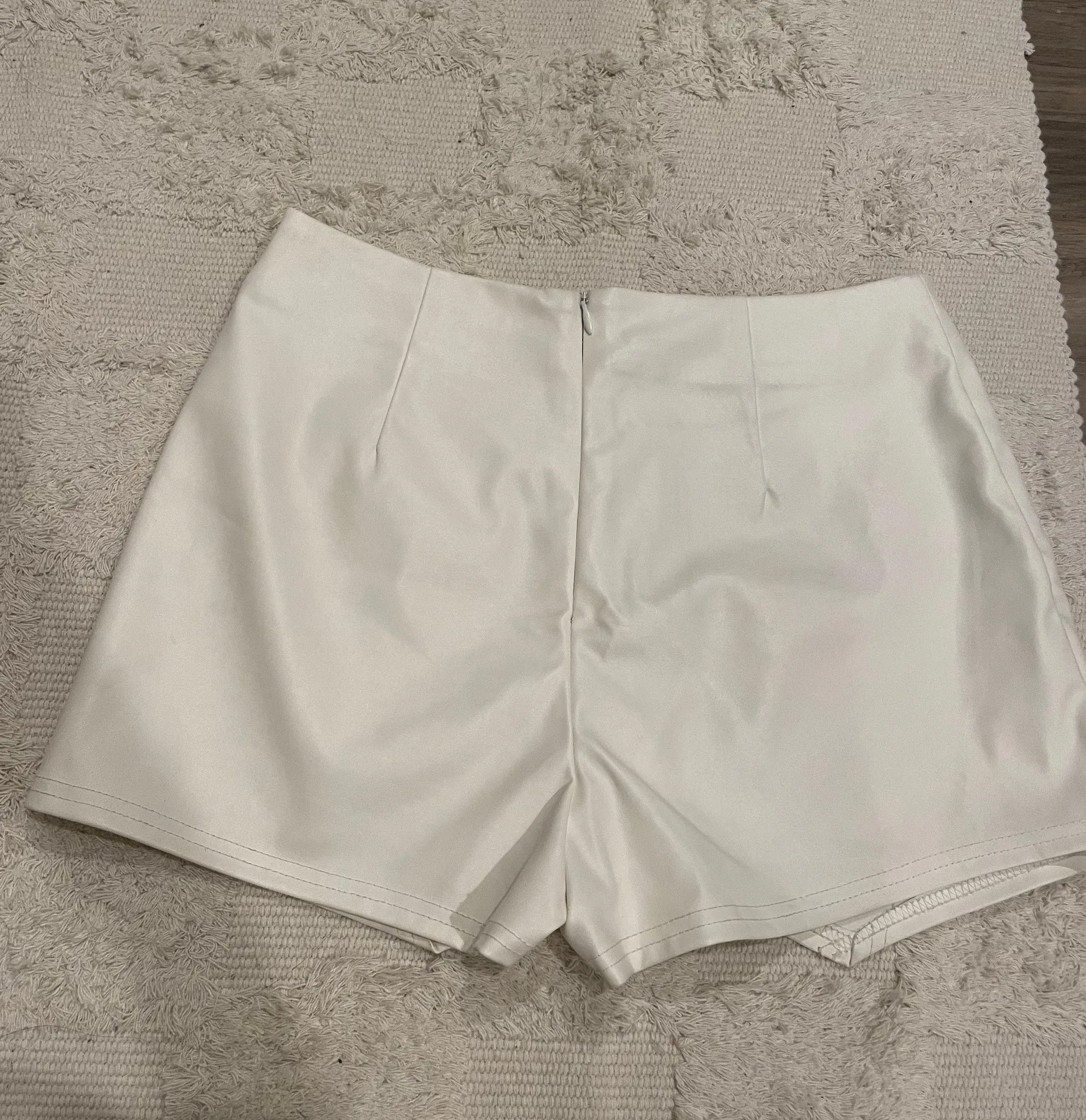 white faux leather envelope skort - Image 3