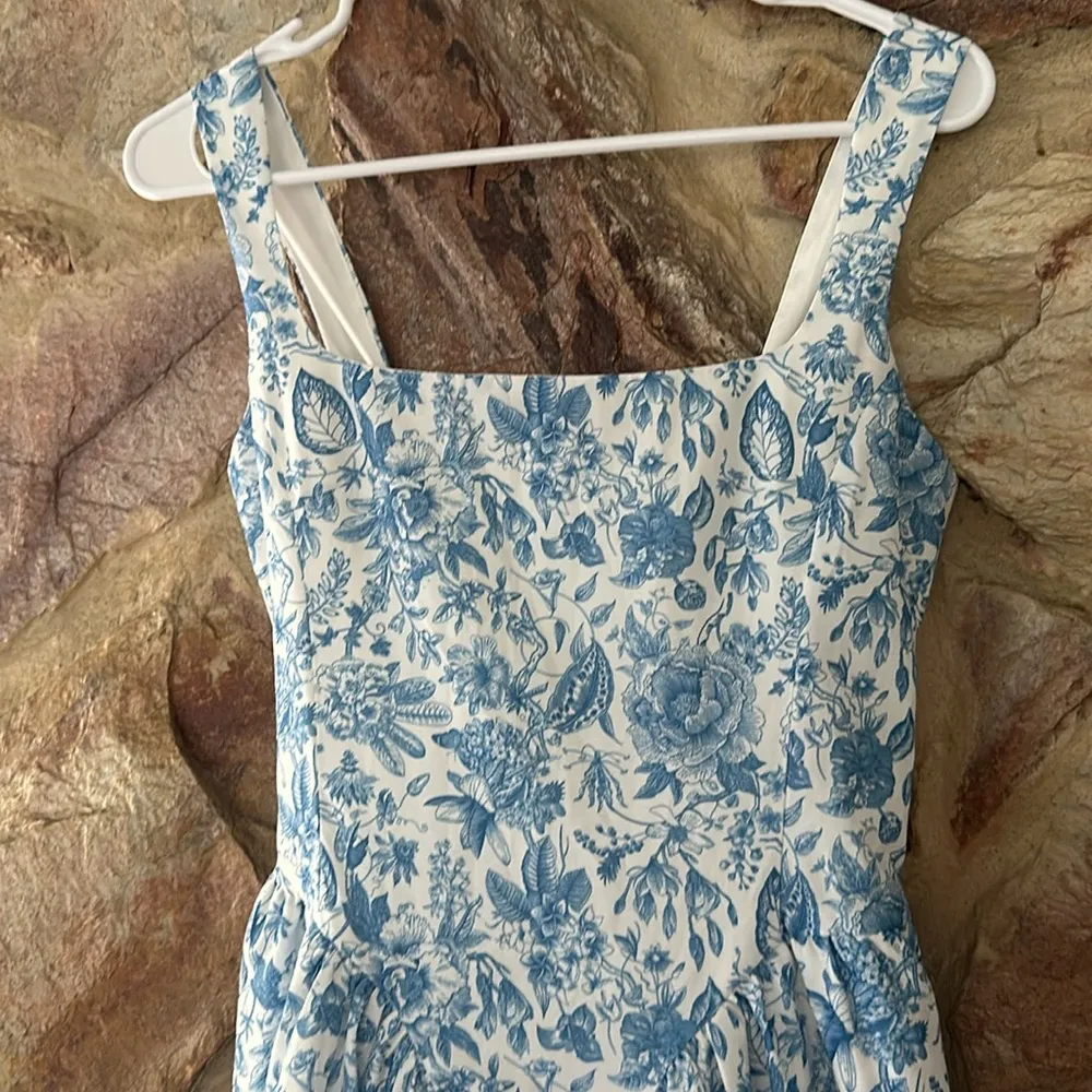 Commense Square - Image 4