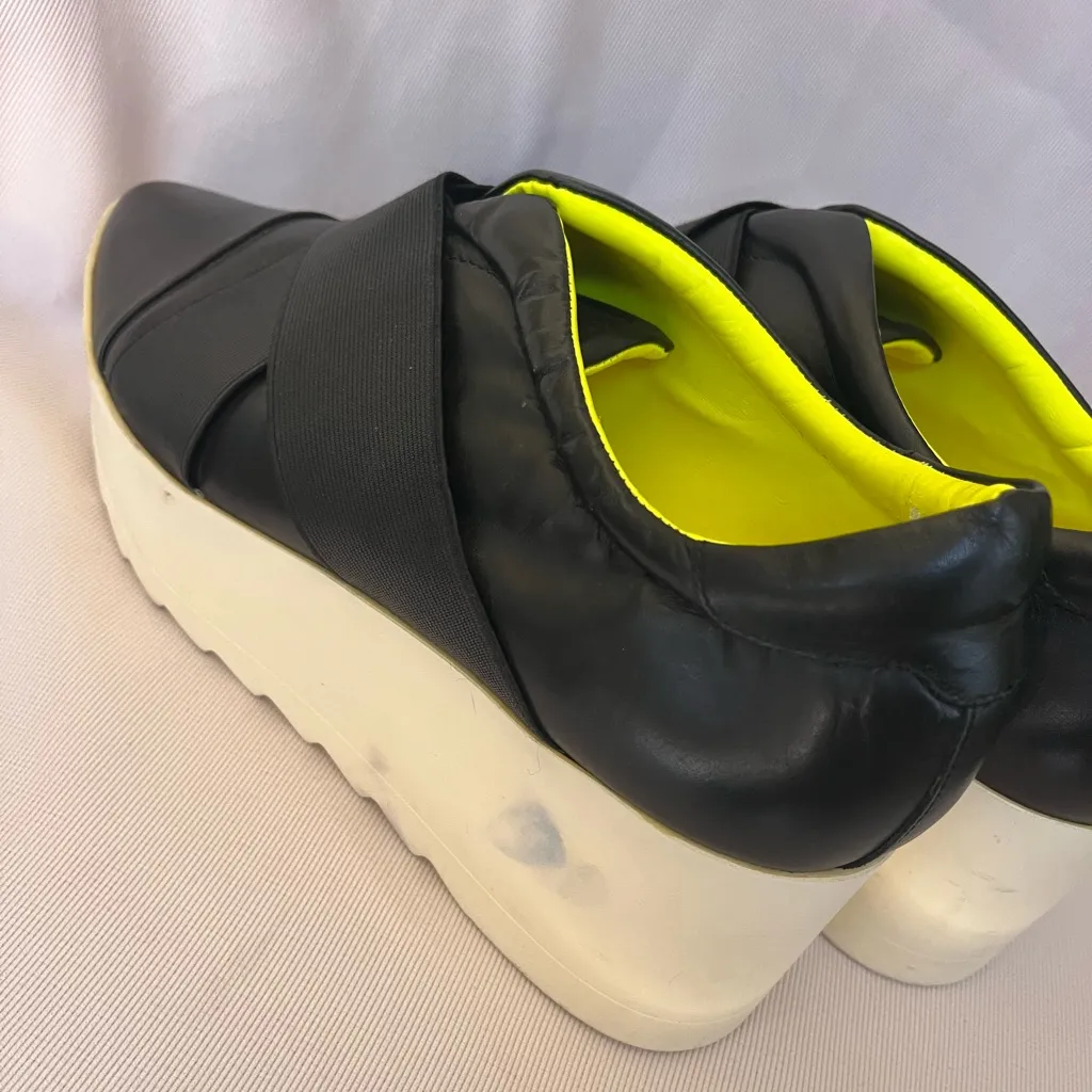 Kendall & Kylie Black and Yellow Moccasins - Image 4