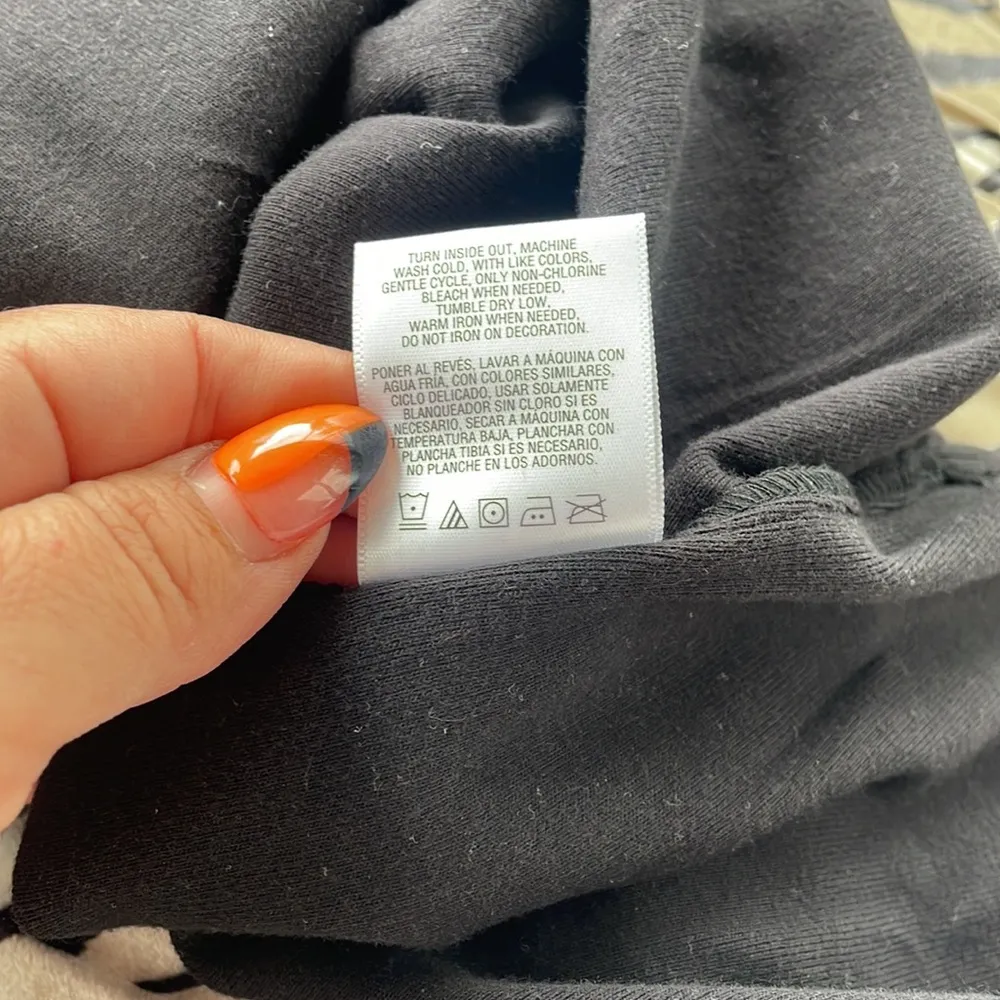 Basic Edition Floral Embroidered Short Sleeve Tee Black Large - Image 5