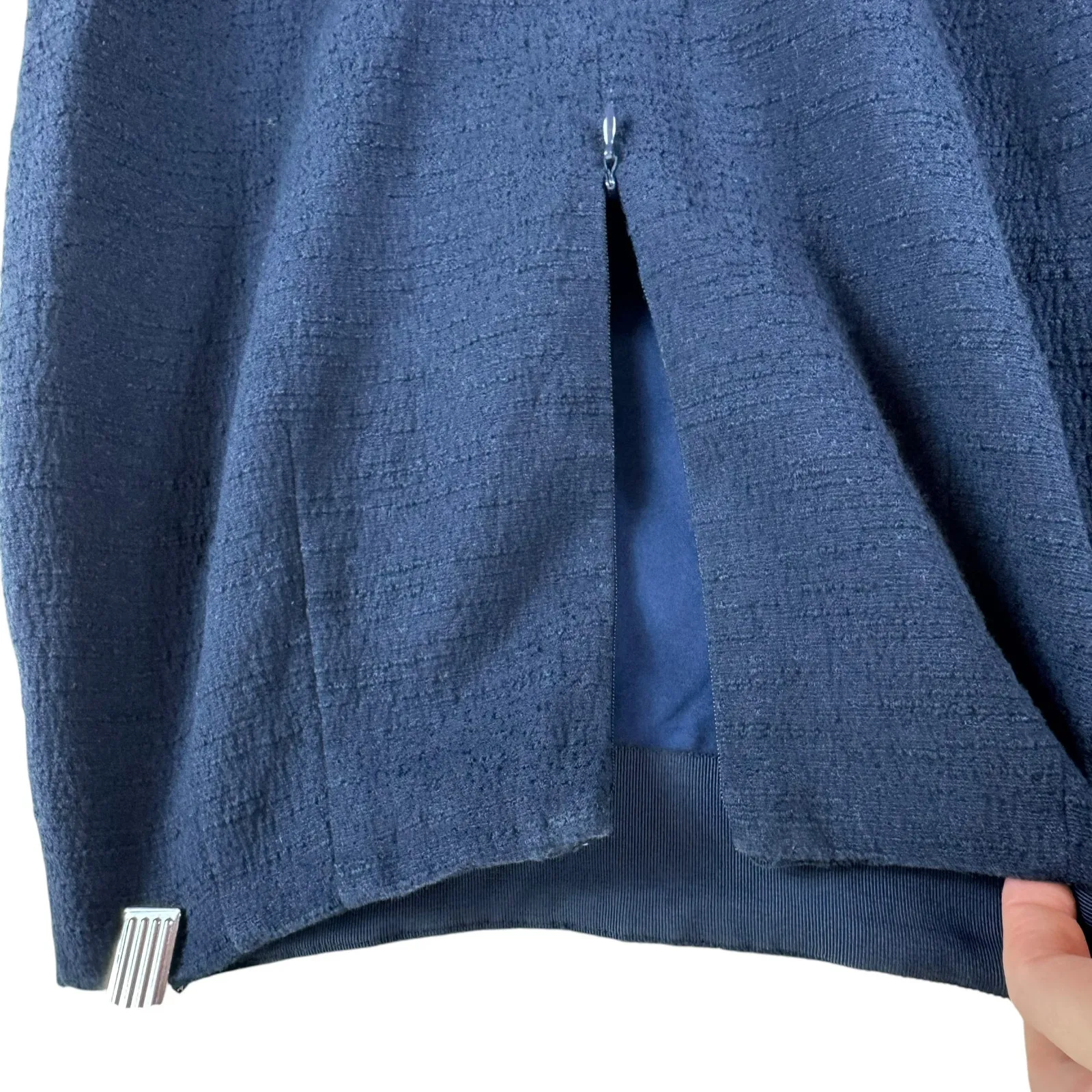 LOFT Navy Blue Tweed Lined Straight‎ Knee Length Skirt Cotton Slit Size 4 - Image 4