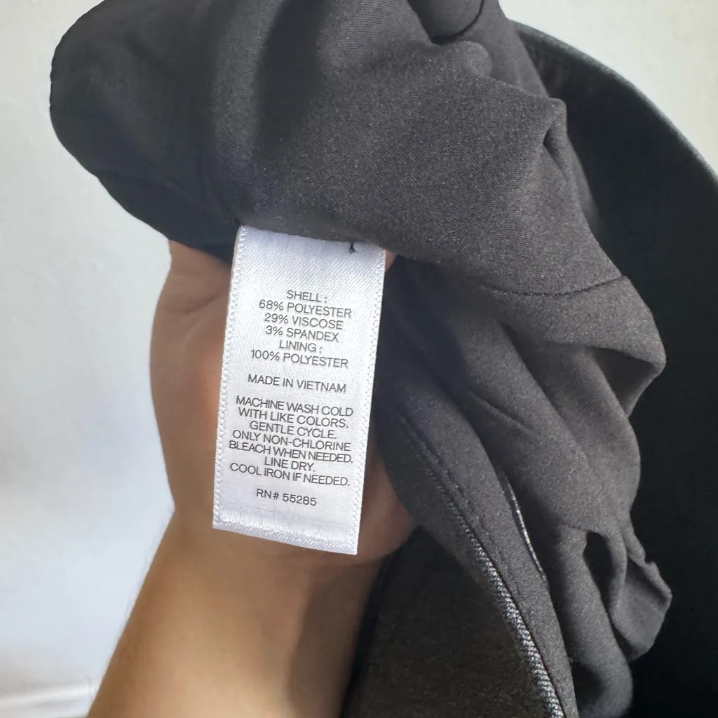 NWT Express Gray Knee Length Pencil Skirt Womens 2 Academia Careerwear - Image 6