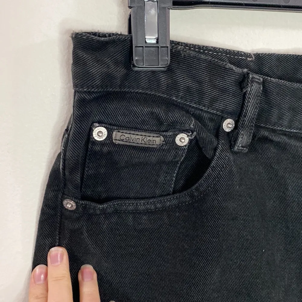Calvin Klein vintage black high rise mom jeans size 10 - Image 5
