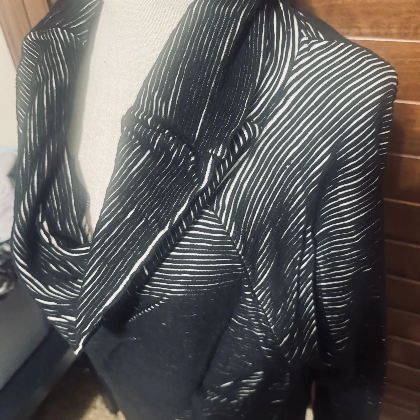 Anthropologie Dolan Left Coast Black Velvet Ribbed Sweater Cowl Neck Top L USA - Image 4