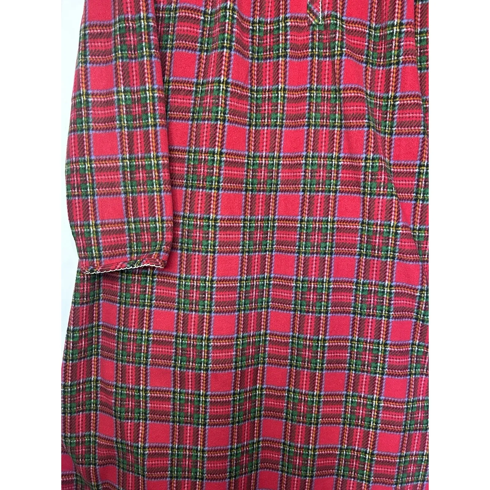 Celestial Dreams Women's XL (16/18) Red Plaid Long sleeve Maxi Fleece Gown - Image 3