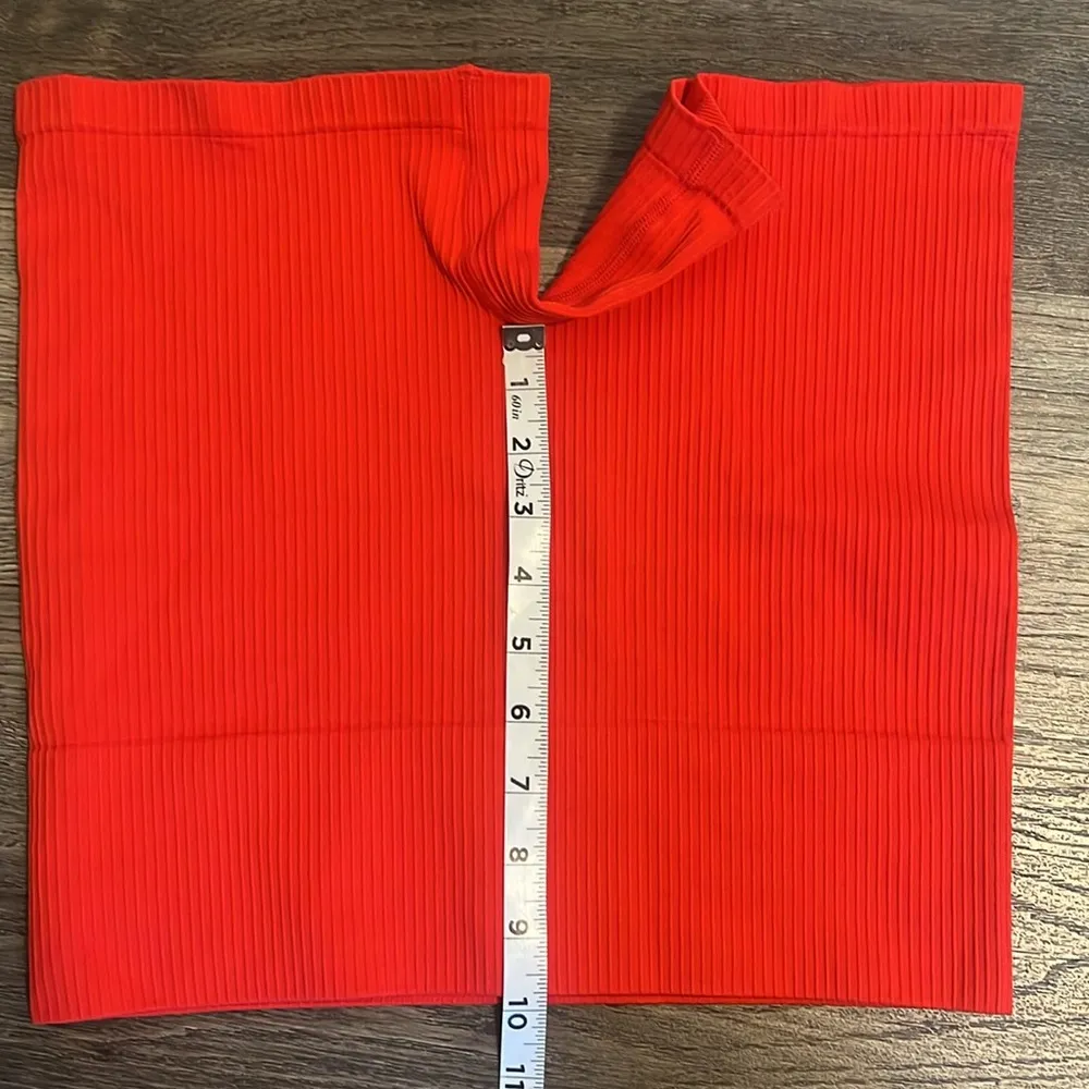 ZYIA Active Cherry Red Reve Seamless Ribbed Compression Athletic Shorts Large - Image 7