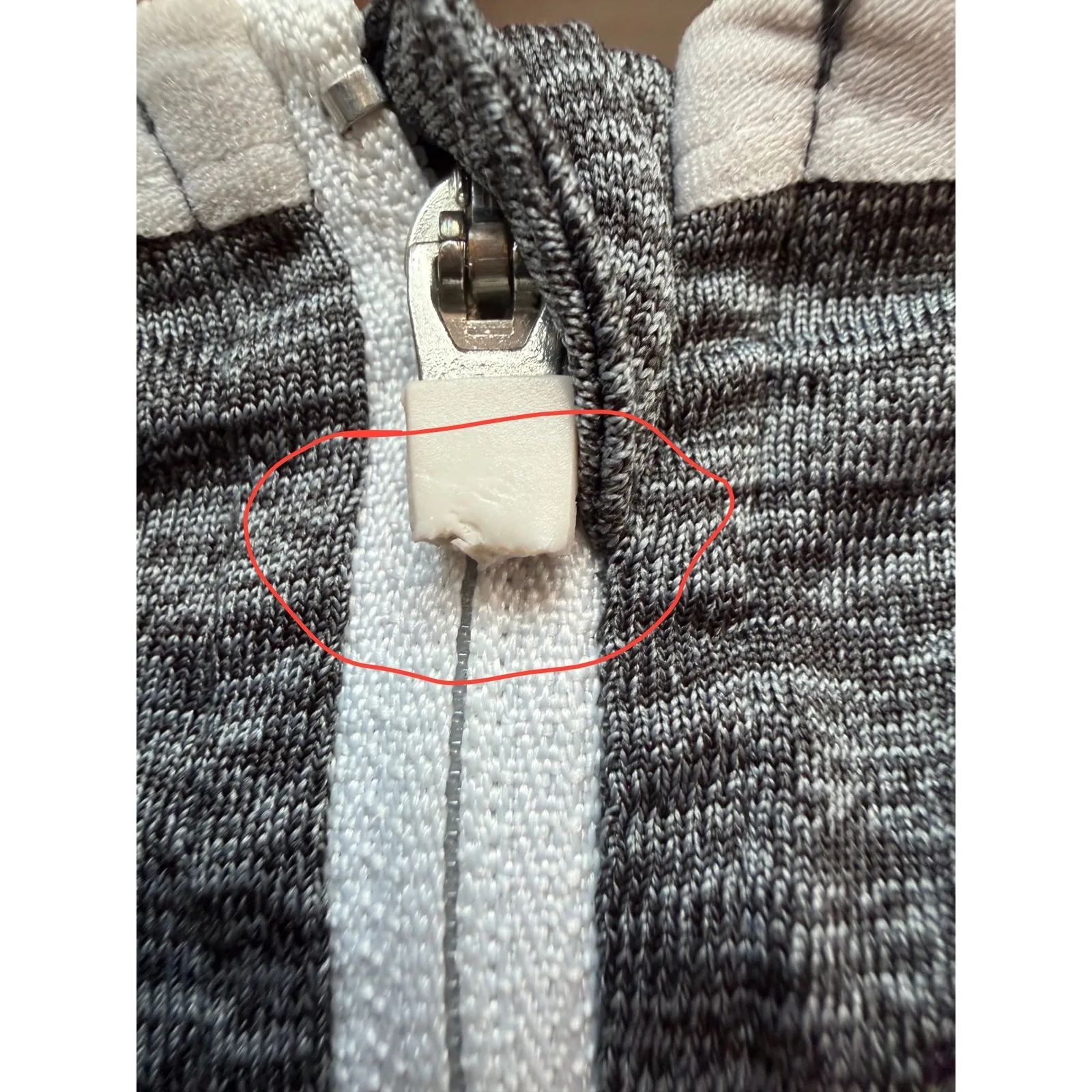 UCF Knights Women Gray Quarter Zip Hooded Pullover Athletic Top Sz M Size M - Image 5