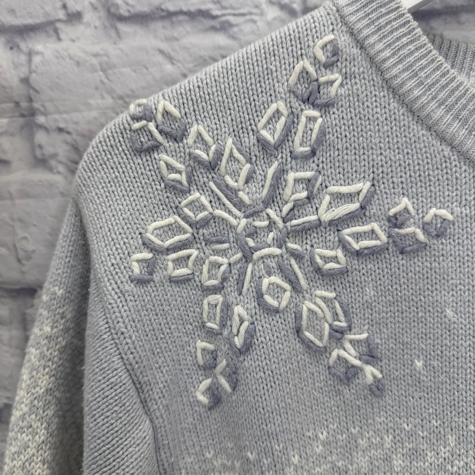 Vintage JH Collectibles Christmas Sweater Size L Blue White Snowflake Santa 90s Size L - Image 2